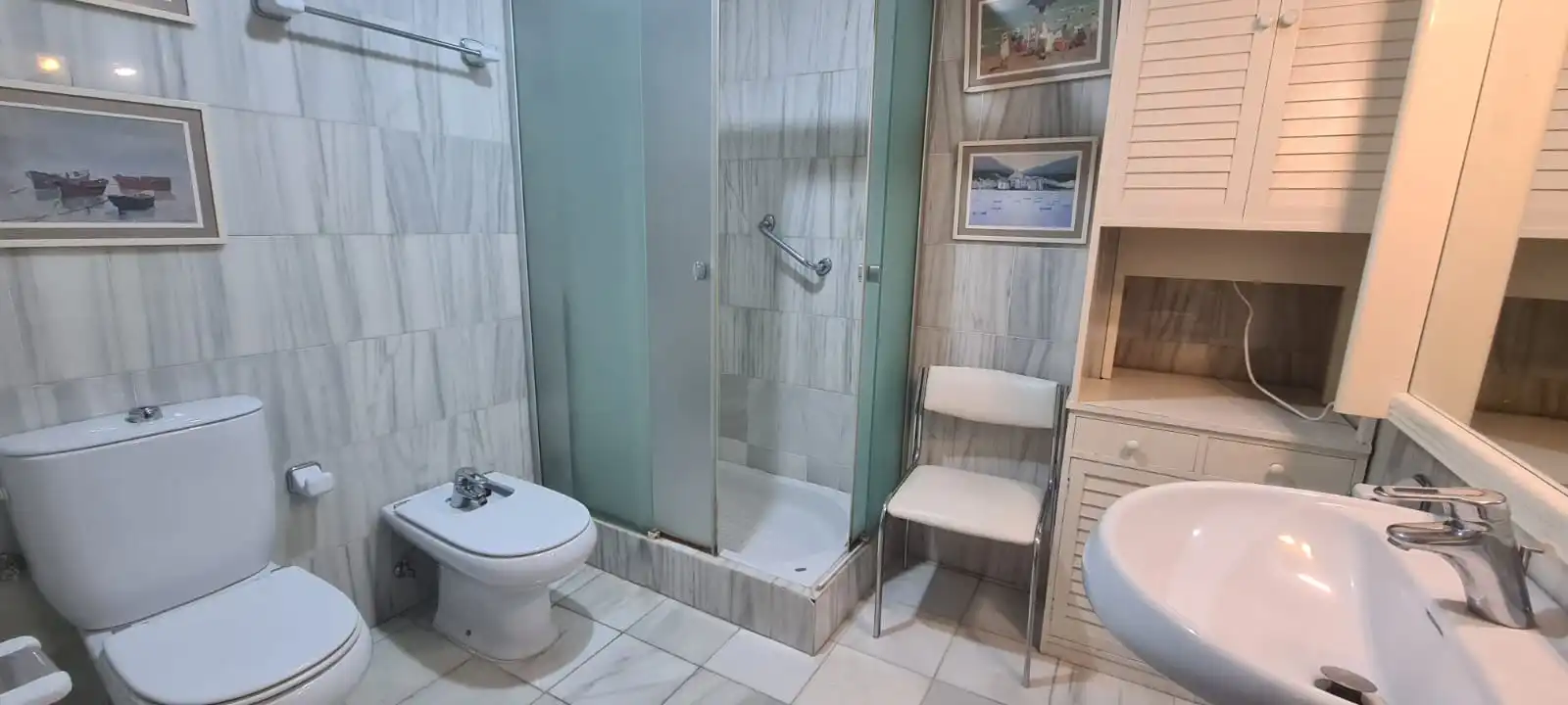 Bathroom of Flat for sale in Sevilla  with Furnished