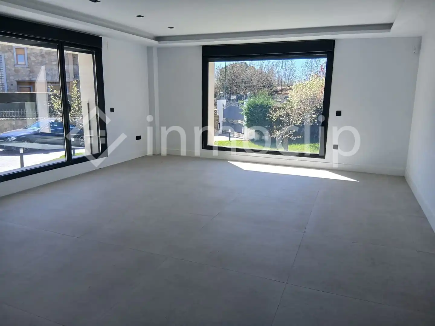 Sala d'estar de Casa o xalet en venda en Villamayor amb Calefacció, Jardí privat i Terrassa