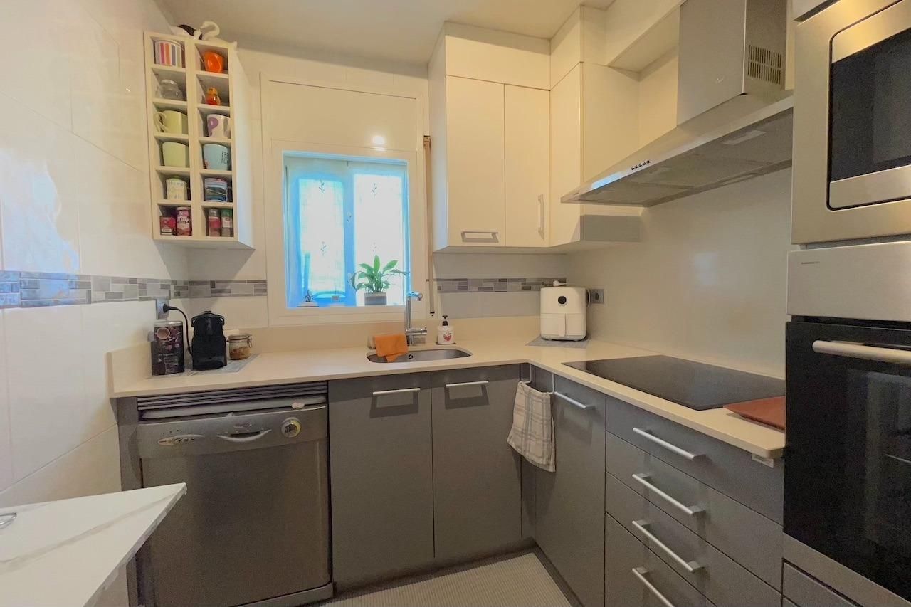 Kitchen of Flat for sale in Figueres  with Terrace
