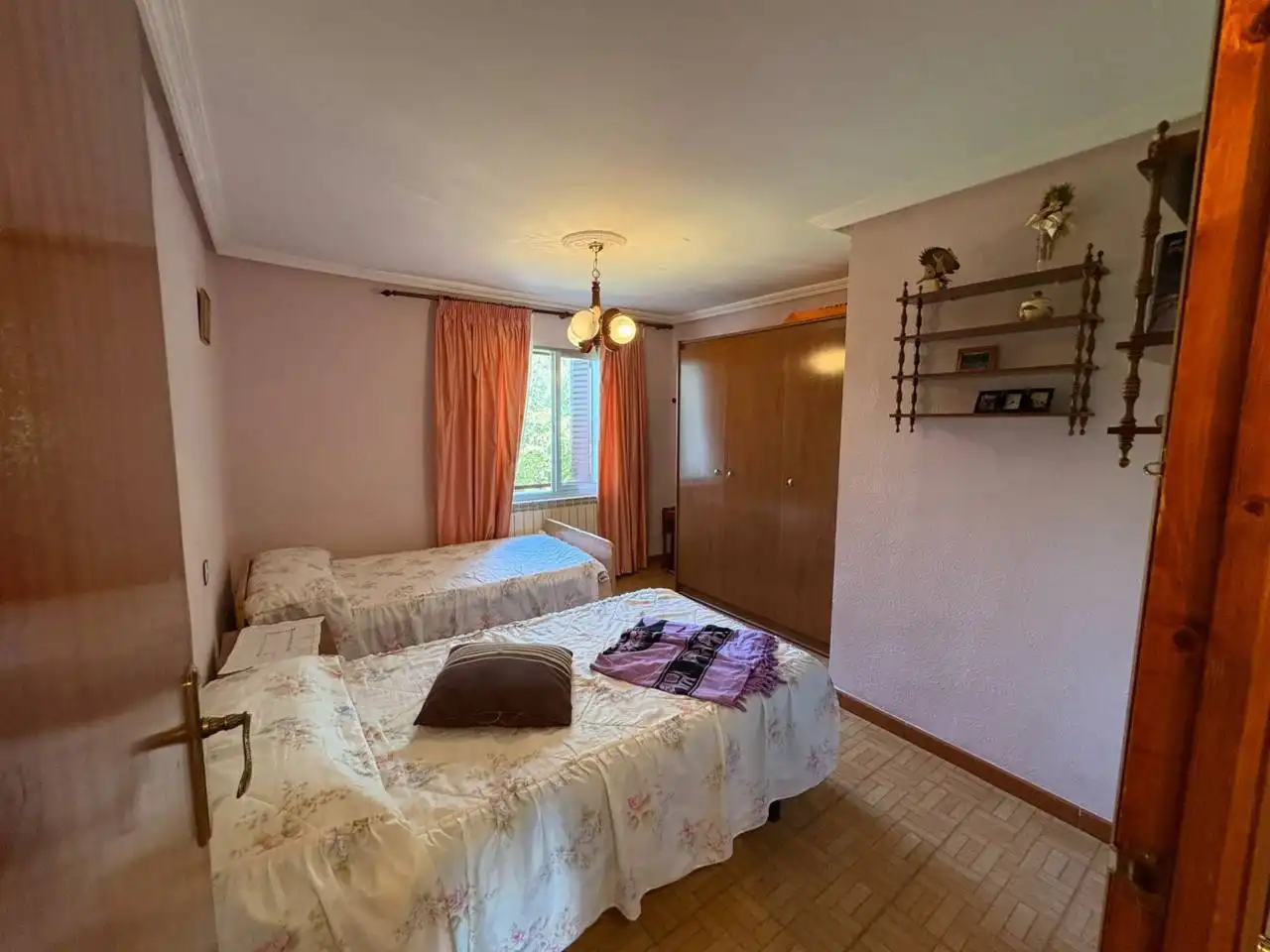 Dormitori de Casa o xalet en venda en Ciudad Rodrigo amb Calefacció, Jardí privat i Terrassa