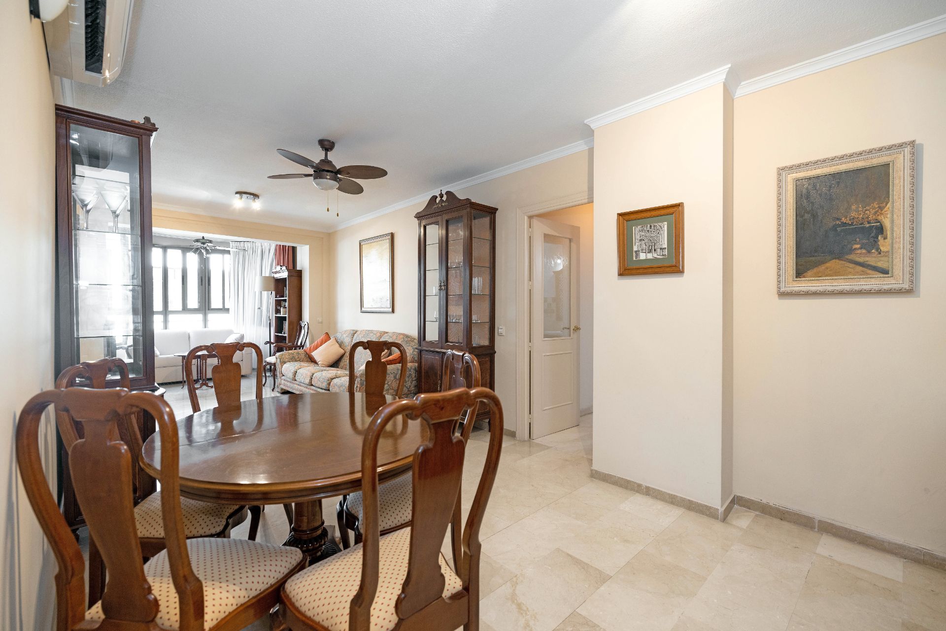 Dining room of Flat for sale in Marbella  with Air Conditioner, Heating and Storage room