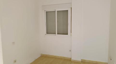 Foto 3 de Planta baixa en venda a Juan Pablo II, Fuensalida, Toledo