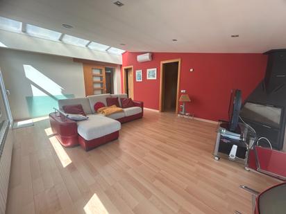 Sala d'estar de Casa o xalet en venda en Castellgalí amb Aire condicionat, Calefacció i Jardí privat