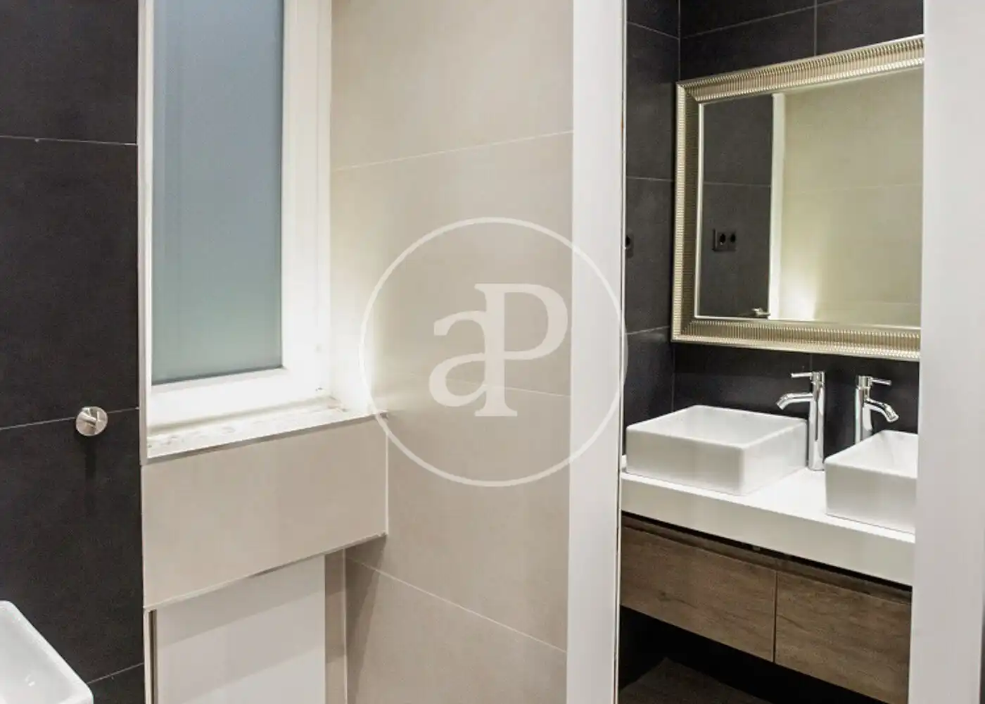 Flat for rent in C. de Fúcar, Cortes - Huertas