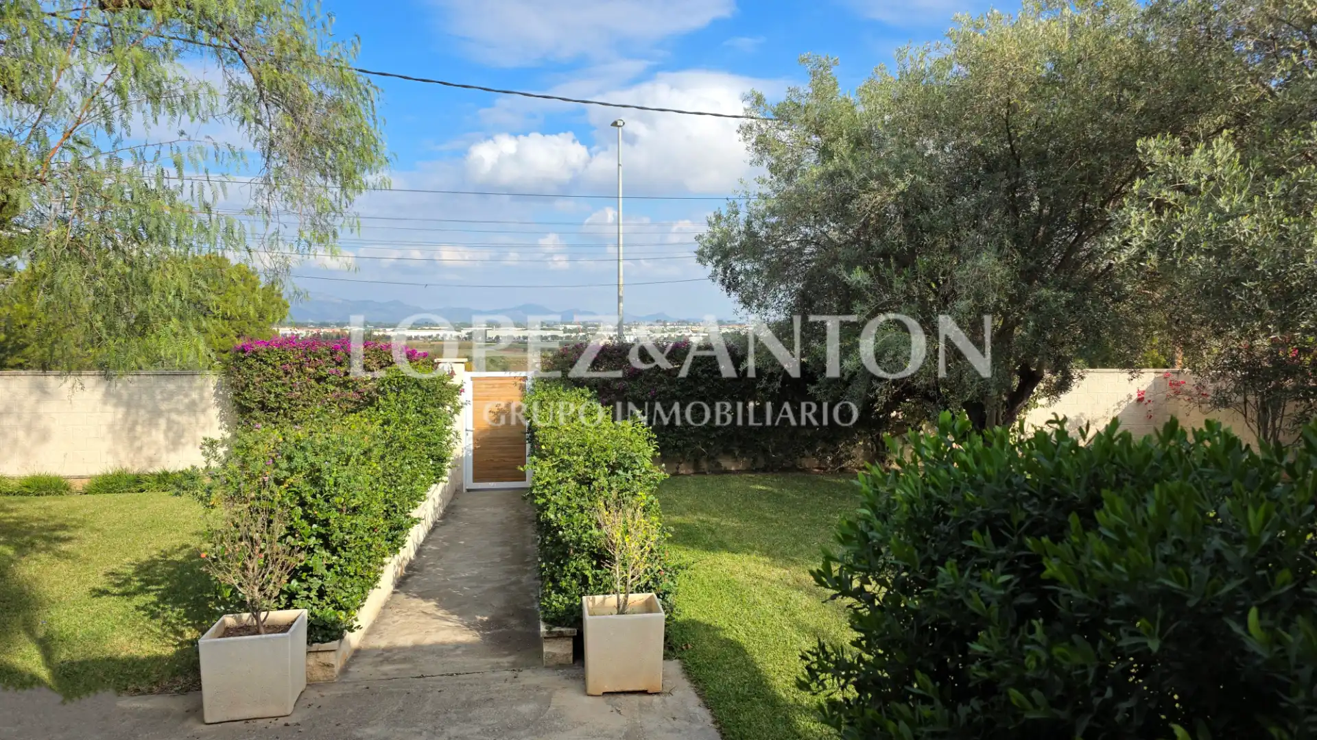 Garden of Houses for sale in L'Eliana  with Air Conditioner, Private garden and Terrace