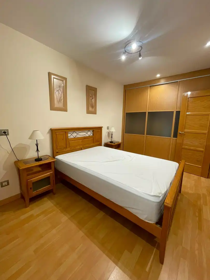 Schlafzimmer von Wohnungen zur Miete in Alcalá de Henares mit Heizung und Möbliert