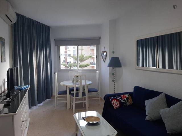 Apartamento en Alquiler en Playa de los Boliches