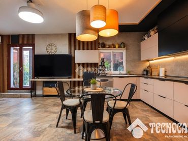 Maison jumelée avec balcon à vendre à Cerdanyola