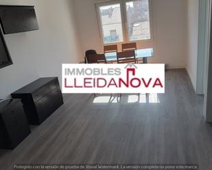 Living room of Flat to rent in  Lleida Capital  with Heating, Furnished and Oven