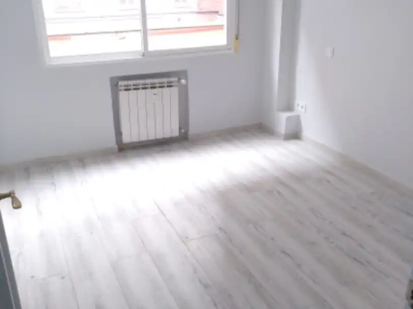 Piso de alquiler en Calle de Benigno Soto, 5, Ciudad Jardín