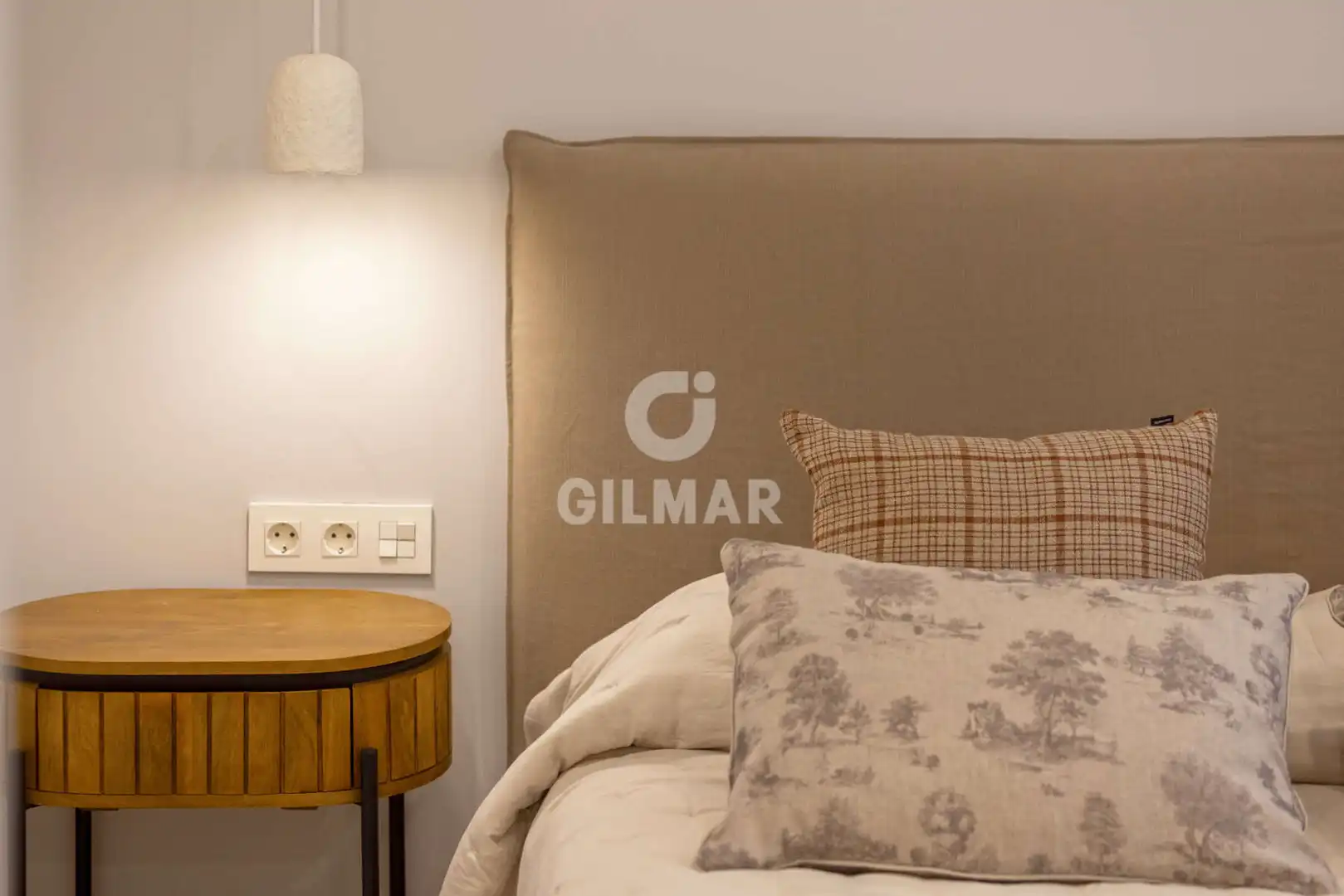 Dormitori de Apartament en venda en Estepona amb Balcó