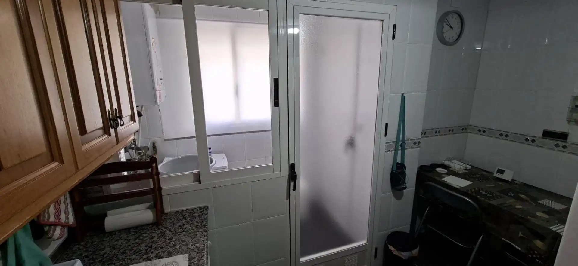 Baño de Piso de alquiler en Granada con Calefacción, Amueblado y Balcón