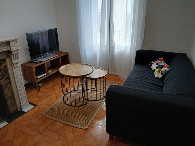 Sala d'estar de Pis de lloguer en  Pamplona / Iruña amb Calefacció, Moblat i Forn