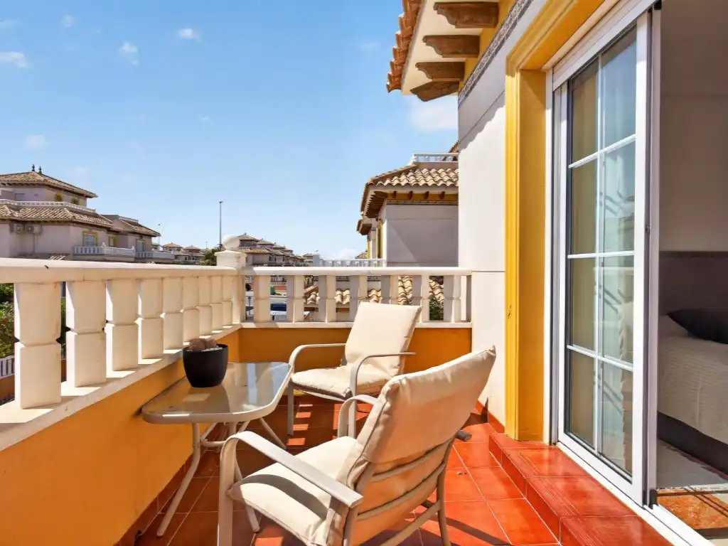 Balcony of Houses for sale in Orihuela  with Air Conditioner, Private garden and Furnished