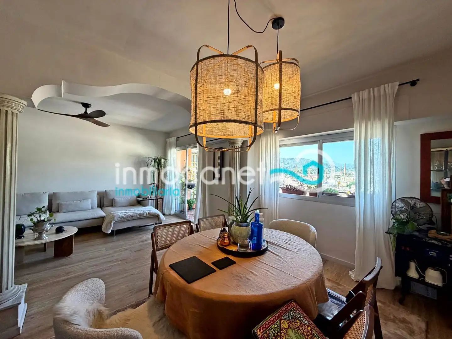 Exterior view of Apartments for sale in Oliva  with Air Conditioner and Balcony
