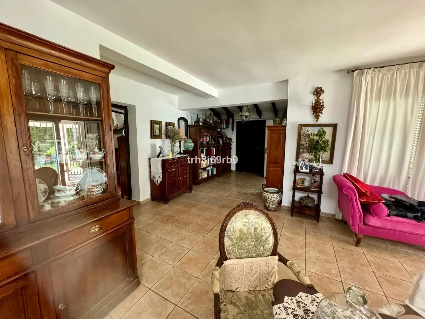Chalet con piscina en venta en Avenida José Luis Carrillo 6, imagen 3