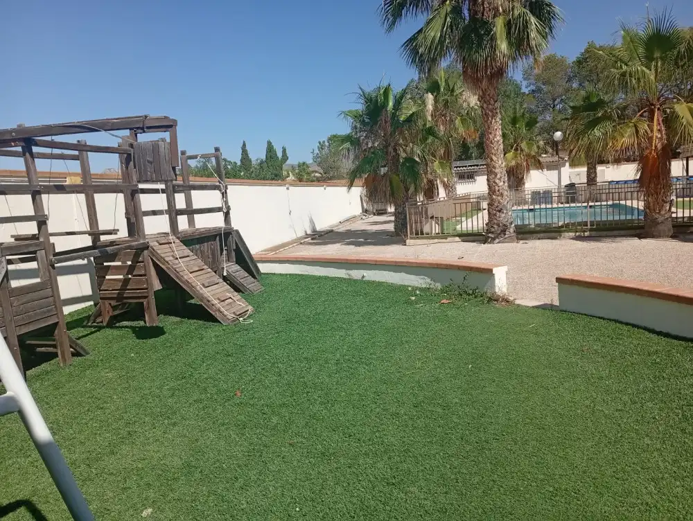 Swimming pool of Flat for sale in Crevillent