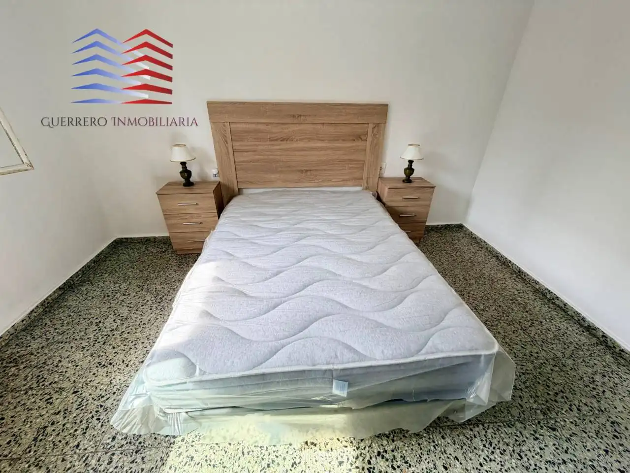 Dormitori de Casa o xalet de lloguer en San Cibrao das Viñas amb Calefacció, Terrassa i Moblat