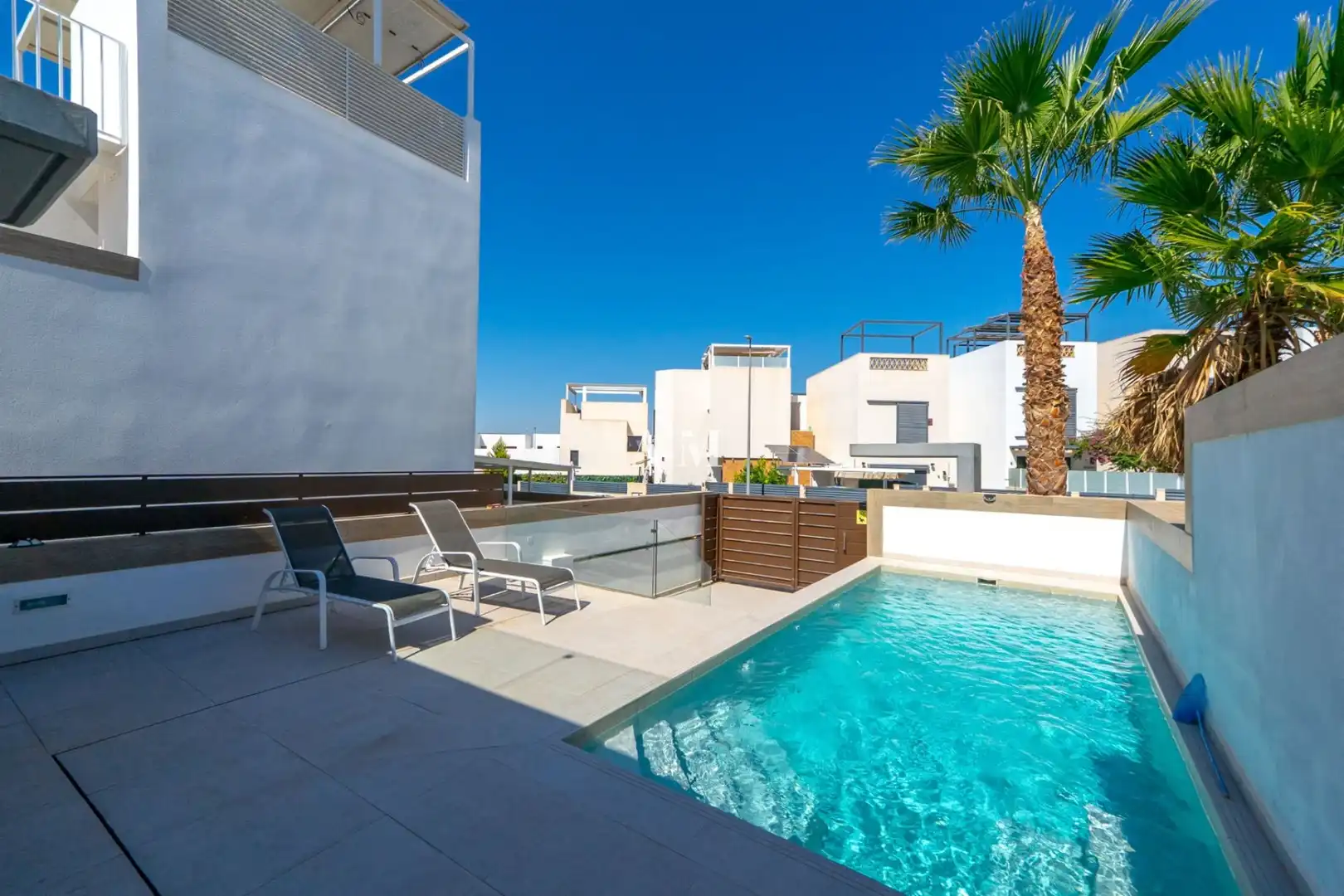 Villa mit Terrasse zur Miete in Benijófar, imagen 4