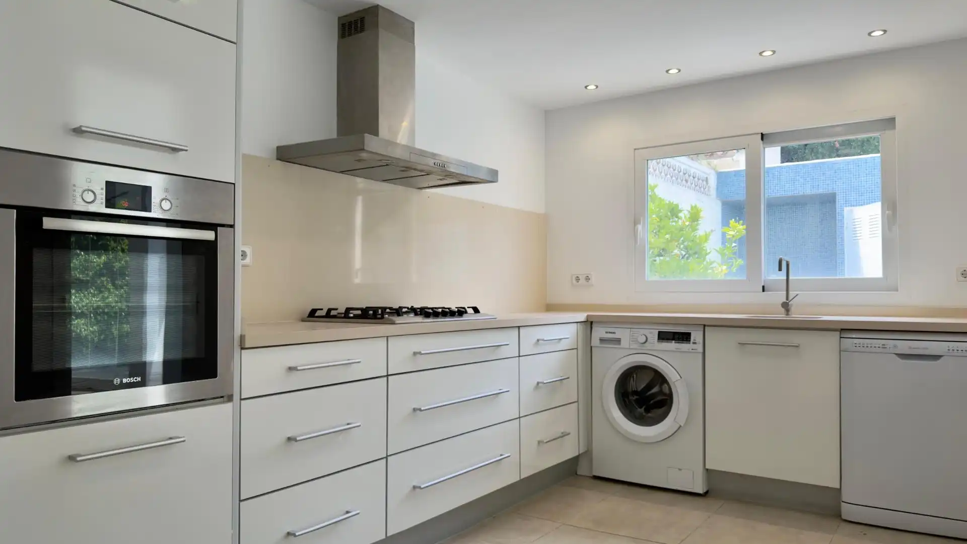 Kitchen of Detached homes for sale in L'Alfàs del Pi  with Air Conditioner, Heating and Terrace
