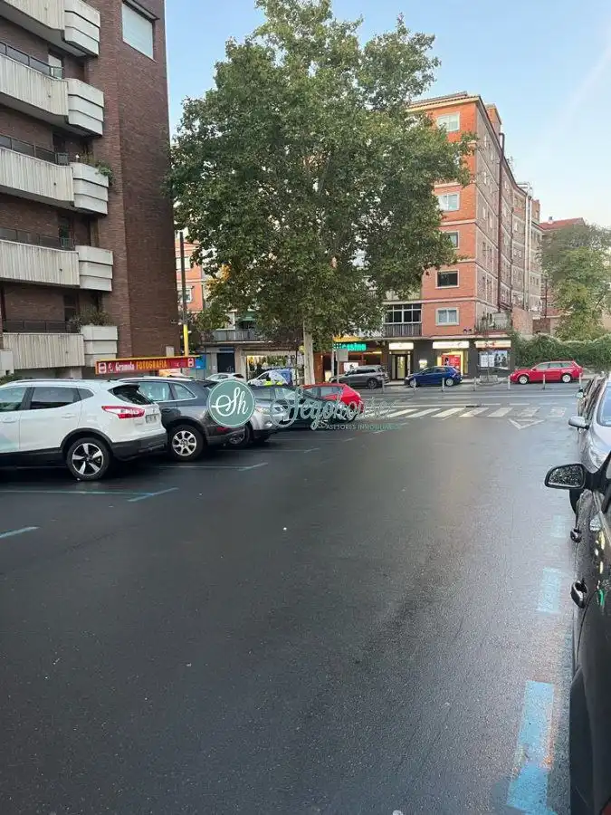 Aparcament de lloguer a Ezequiel González - Conde de Sepúlveda, imagen 6