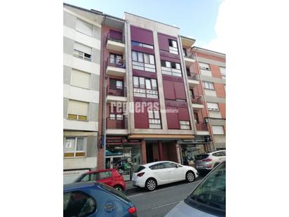 Vista exterior de Apartament en venda en Pravia amb Terrassa