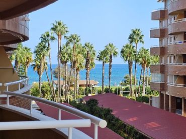 Apartament amb piscina en venda a Amplaries 13