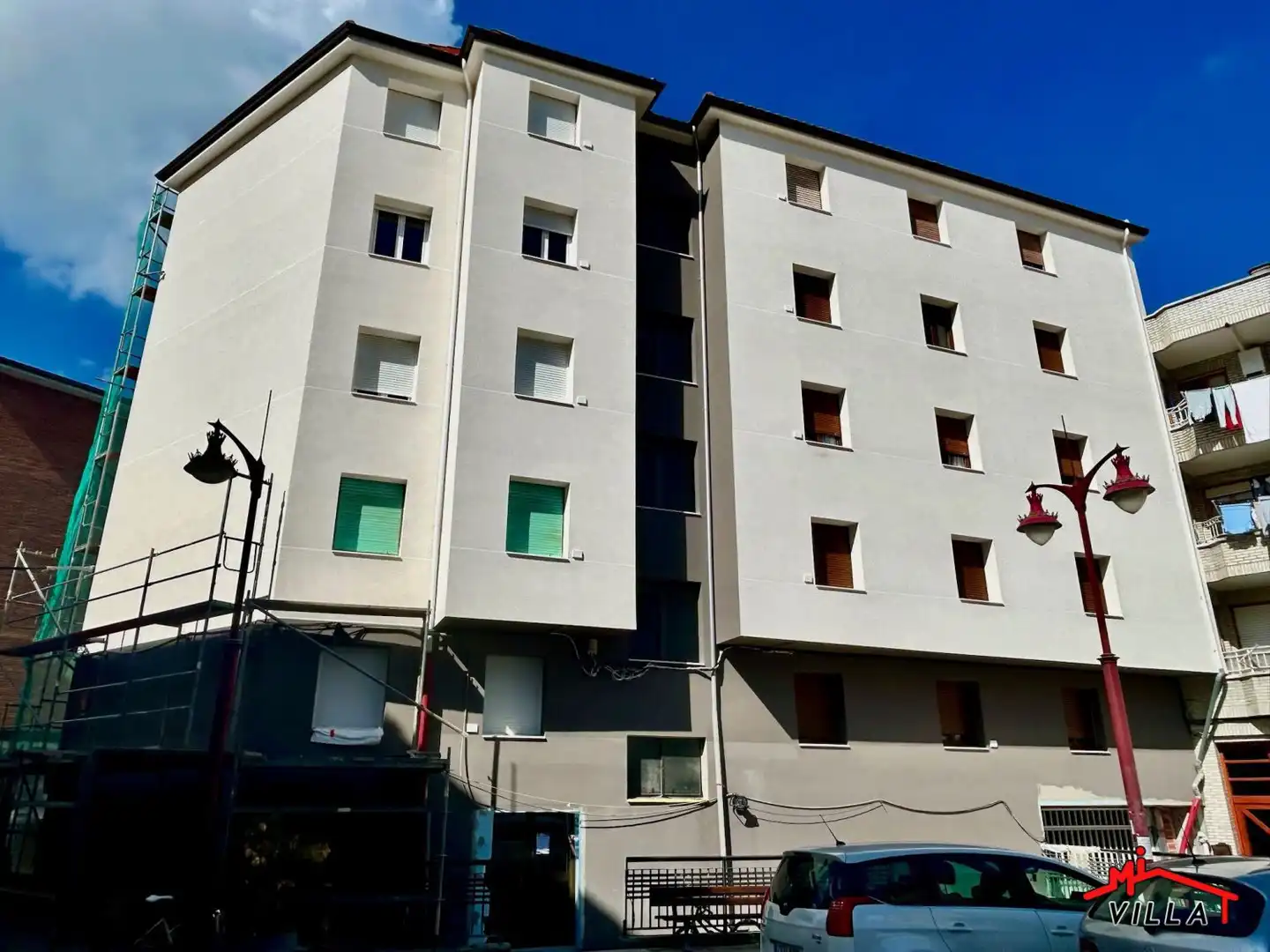 Vista exterior de Piso en venta en Laredo con Calefacción