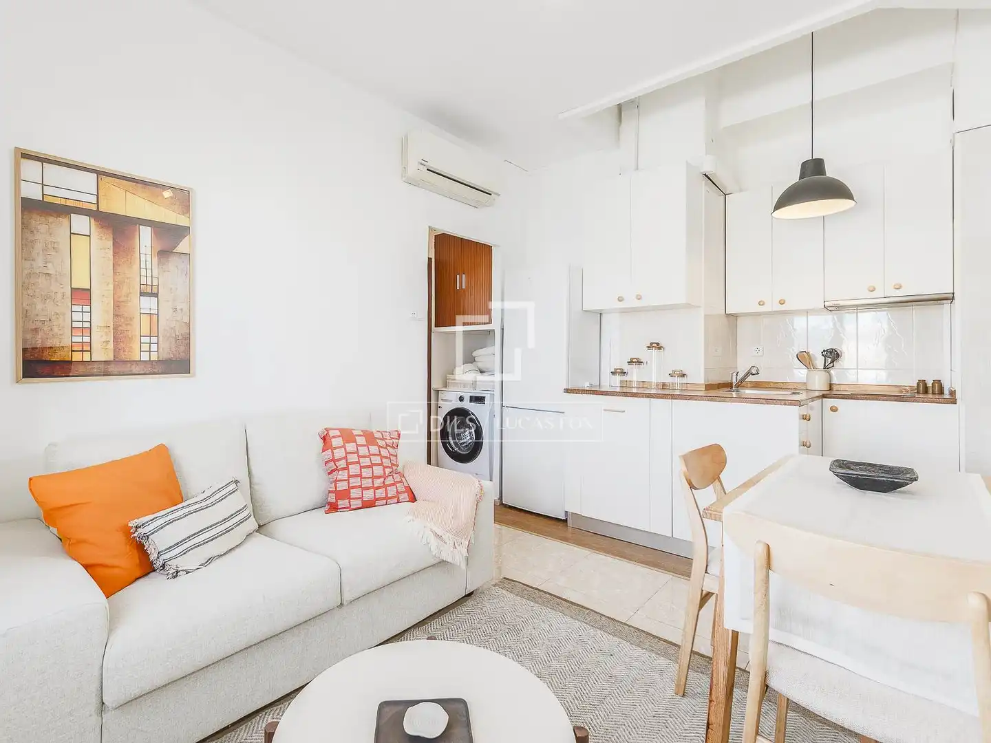 Sala de estar de Piso en venta en Barcelona con Aire acondicionado, Calefacción y Trastero