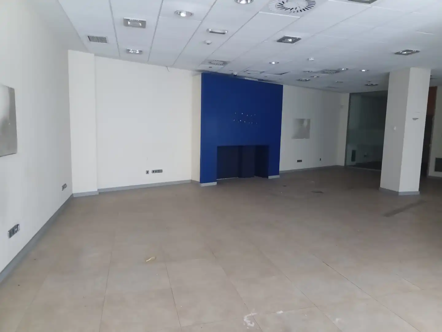 Local comercial en venta en Ronda Ciruela, imagen 8