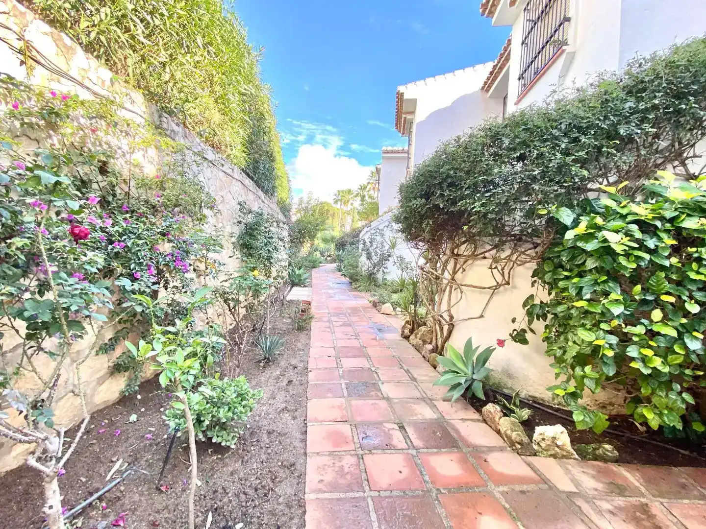 Außenansicht von Wohnung zur Miete in Mijas mit Schwimmbad