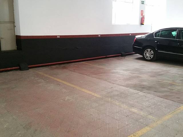 Garaje en Alquiler en Calle de Ascao, 53 en Pueblo Nuevo