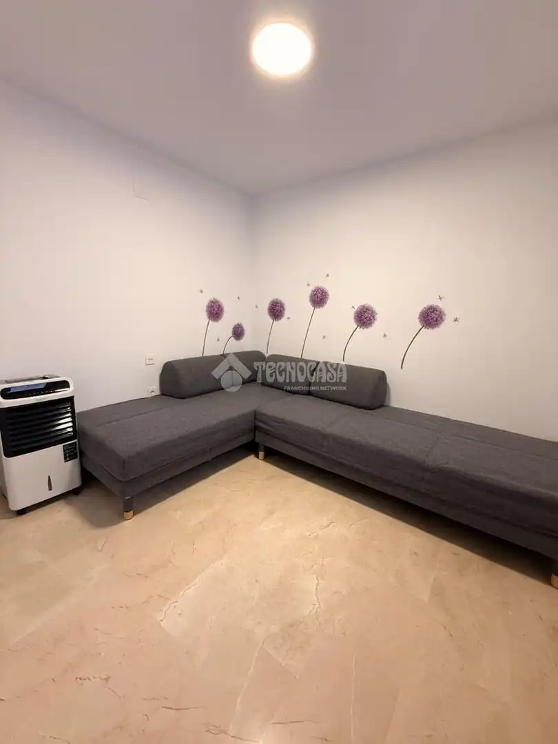 Wohnzimmer von Einfamilien-Reihenhaus zum Verkauf in Alcalá de Guadaira mit Klimaanlage und Terrasse