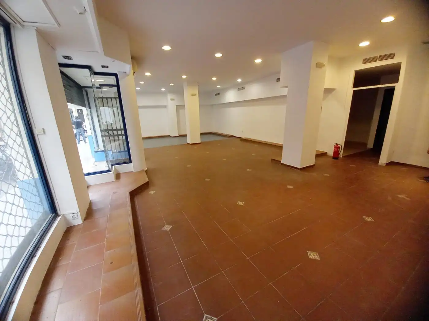 Business premises for sale in Centro, imagen 2