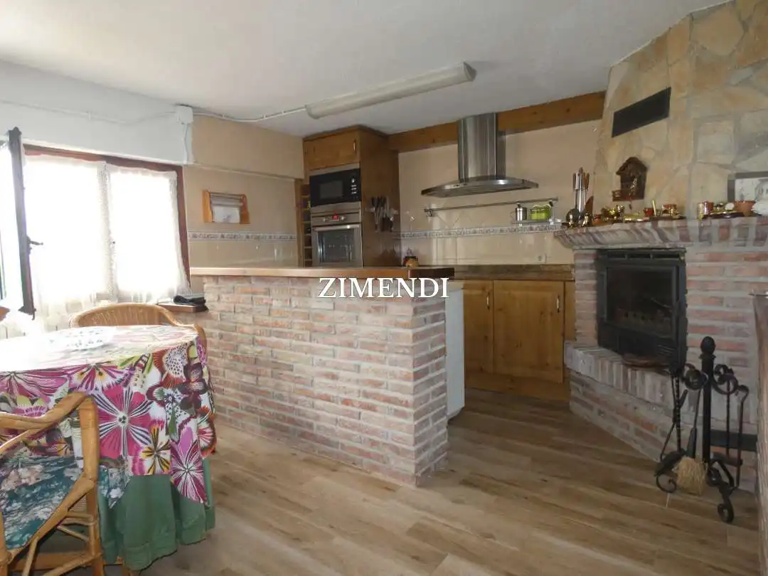 Kitchen of Houses for sale in Albelda de Iregua  with Heating, Terrace and Swimming Pool