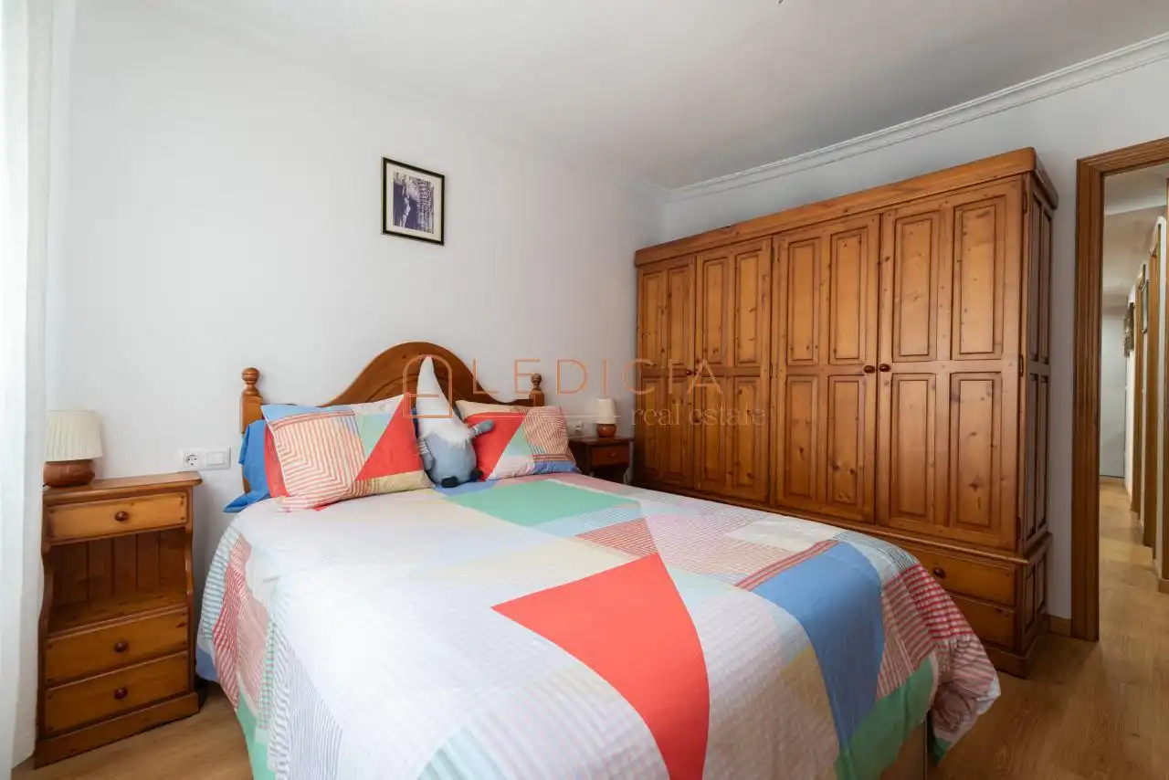 Bedroom of Flat for sale in Vigo   with Heating and Furnished