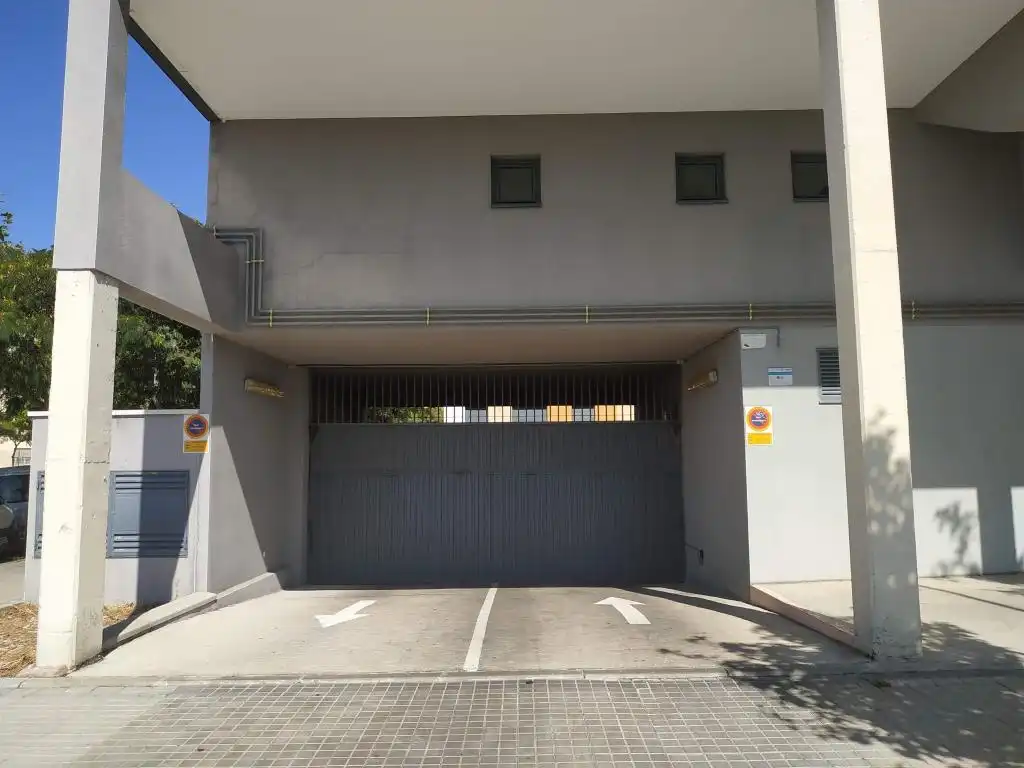 Parcheggio con ascensore in vendita a c/ pablo neruda, imagen 4