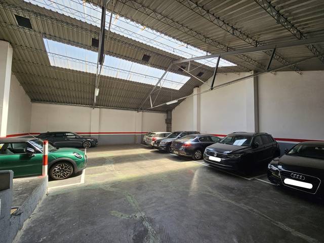 Garaje en Alquiler en Carrer del Rosselló, 422 en Sagrada Família