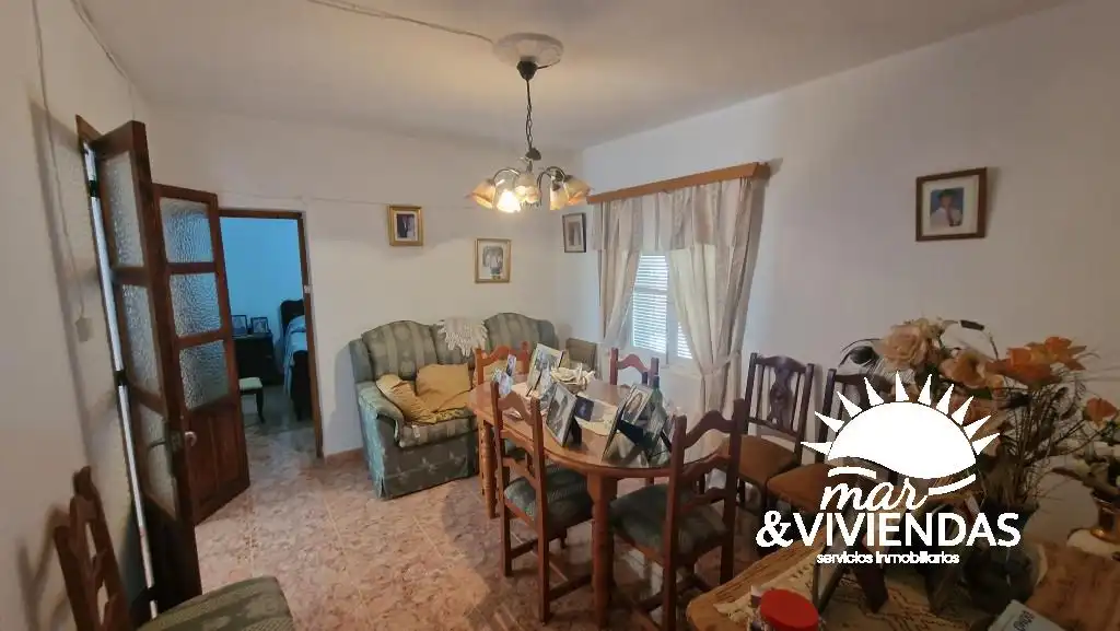 Menjador de Casa o xalet en venda en Antas amb Calefacció, Jardí privat i Terrassa