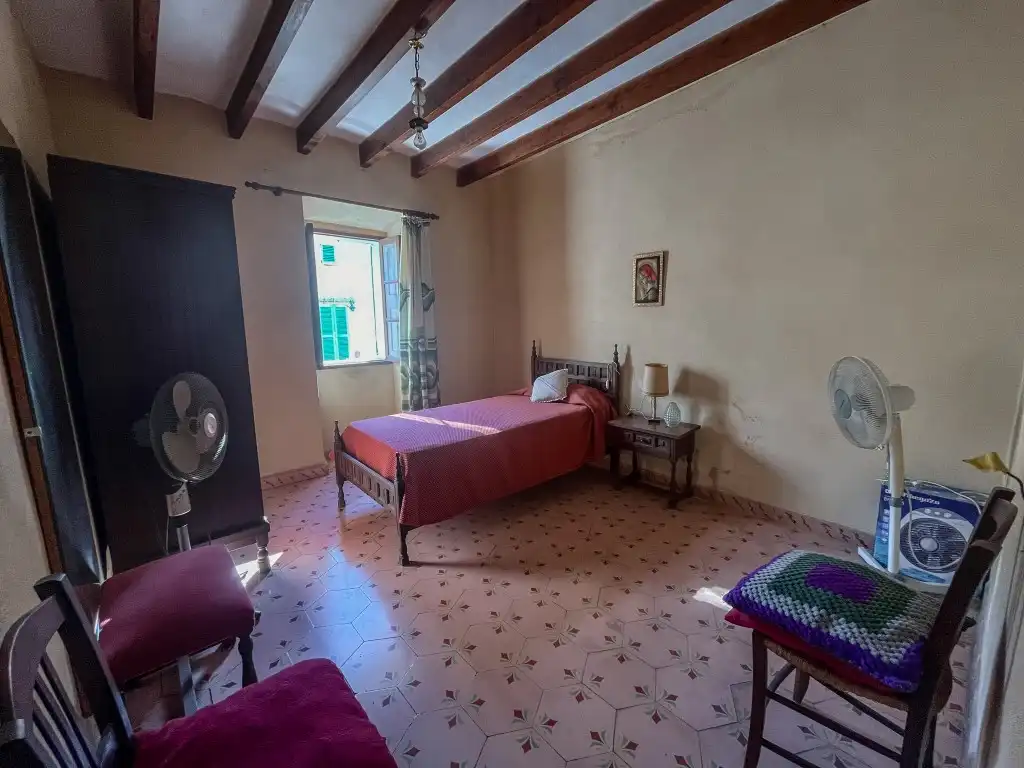 Habitación de Casa adosada en venta en Pollença