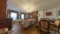 Sala d'estar de Casa adosada en venda en  Córdoba Capital amb Aire condicionat, Calefacció i Terrassa
