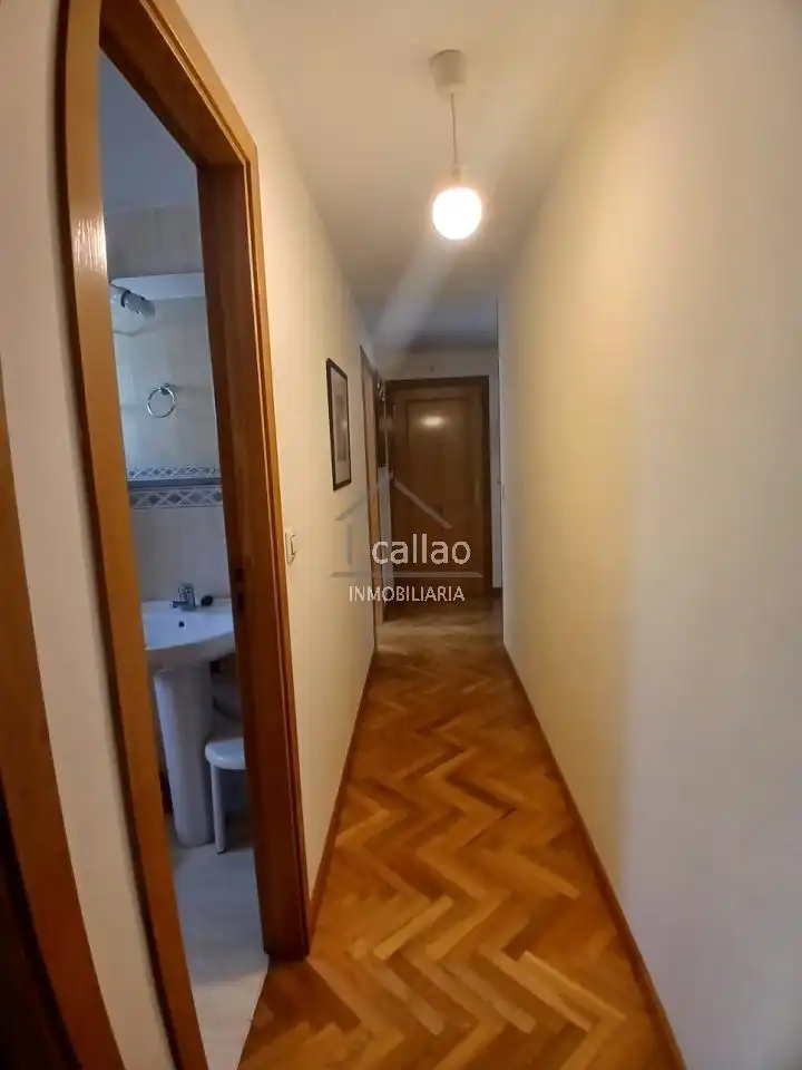 Wohnung zur Miete in Esteiro