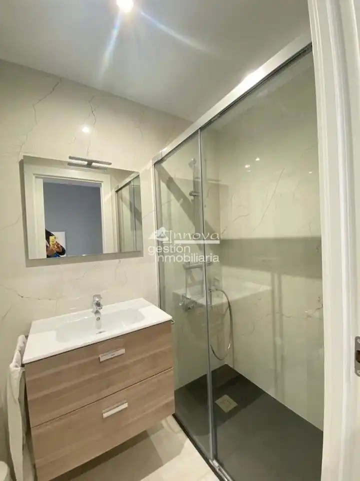Bany de Casa o xalet de lloguer en Segovia amb Calefacció, Terrassa i Moblat
