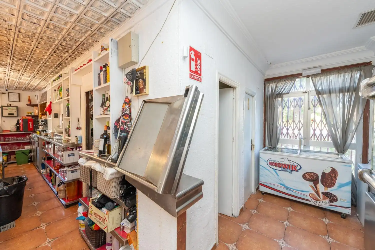 Local comercial en venta en Playa de San Juan - El Cabo de las Huertas, imagen 3