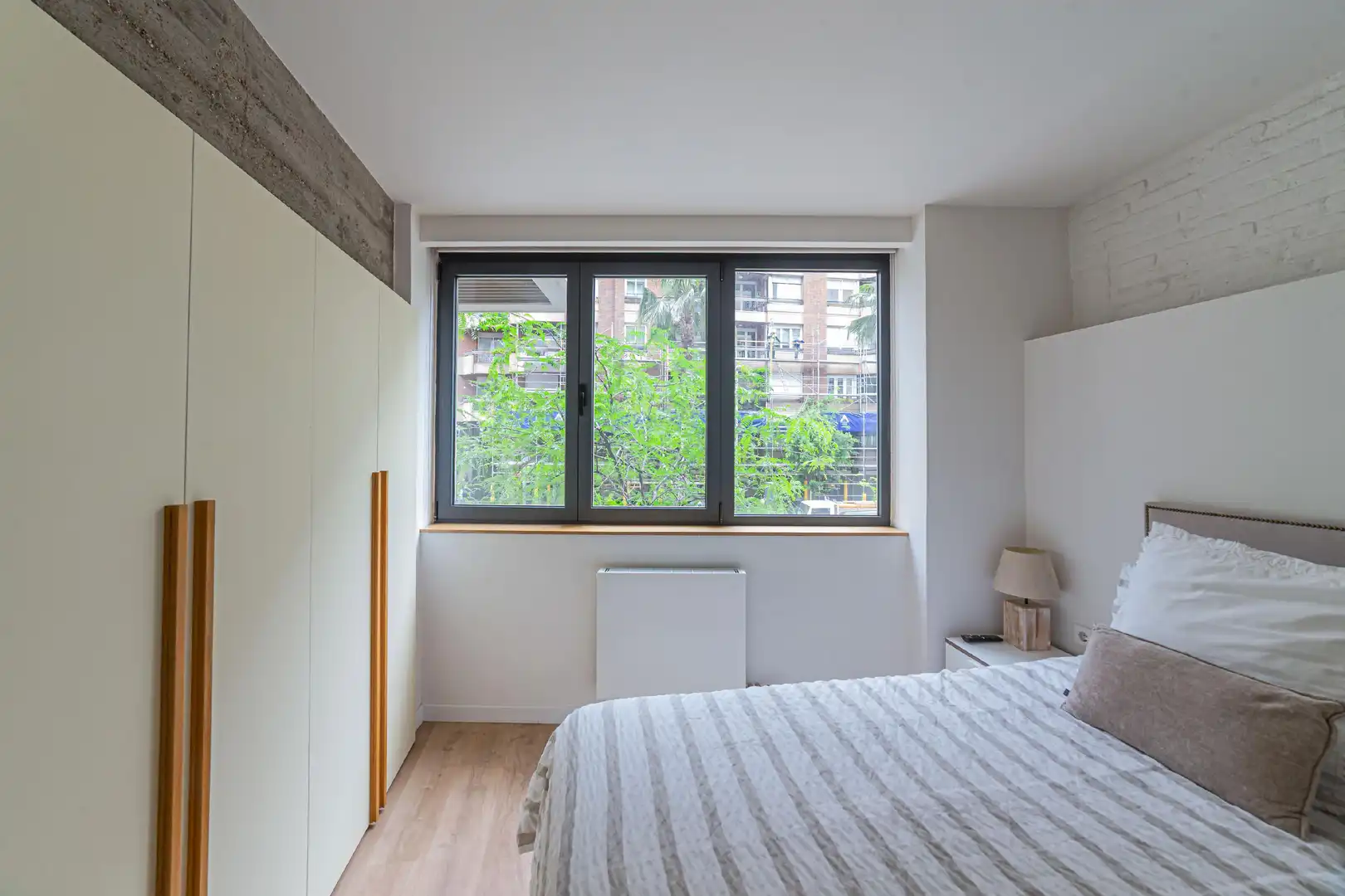 Schlafzimmer von Wohnung zum Verkauf in Barcelona mit Klimaanlage, Heizung und Parkett