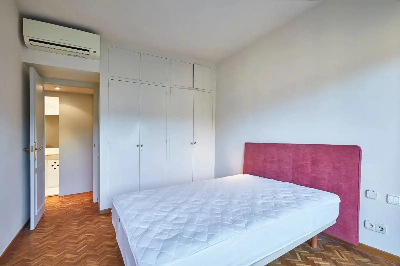 Flat with terrace for sale in Caminet de les Vinyes, imagen 8