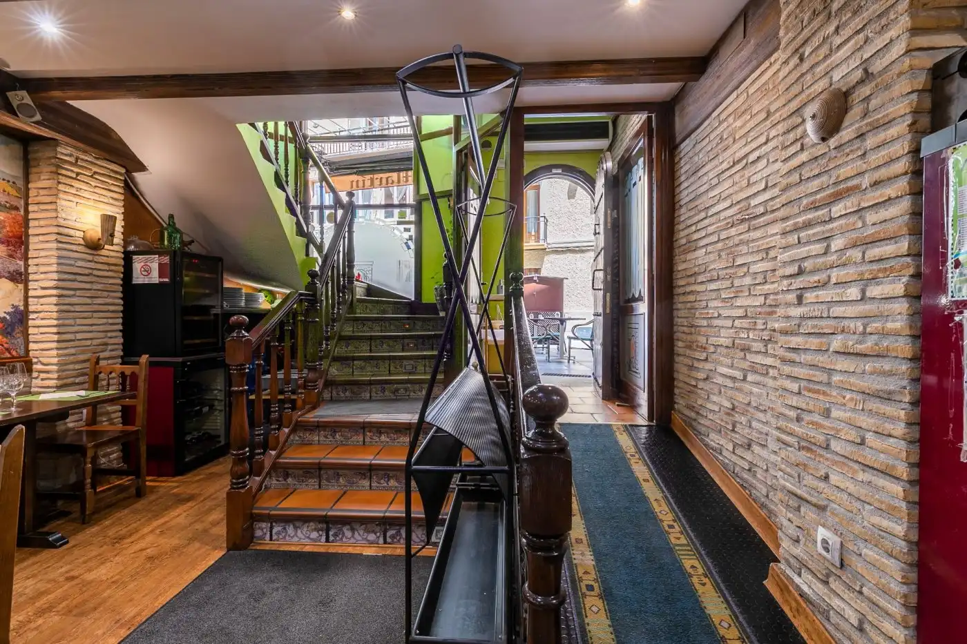 Local en venta en Jaca con Aire acondicionado, Terraza y Amueblado