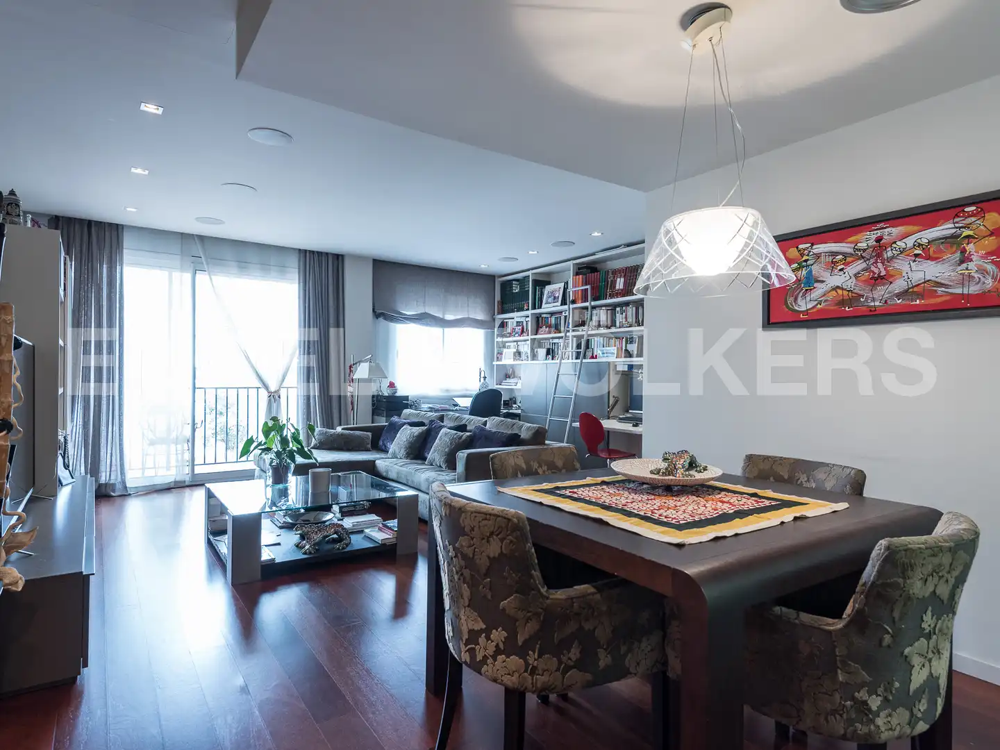 Wohnzimmer von Wohnung zum Verkauf in Barcelona mit Klimaanlage, Heizung und Terrasse