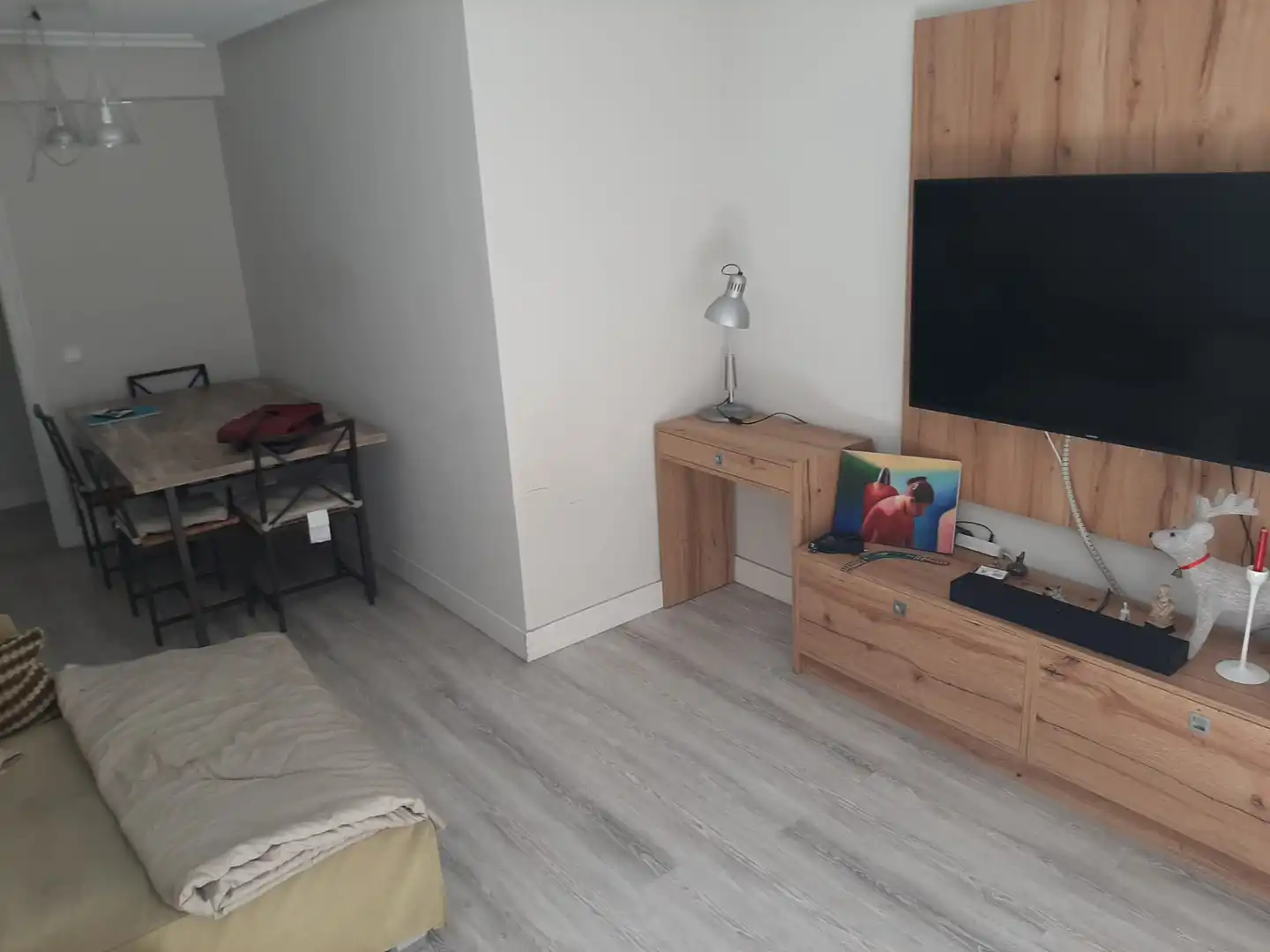 Bedroom of Flat for sale in Gijón   with Heating, Parquet flooring and Furnished