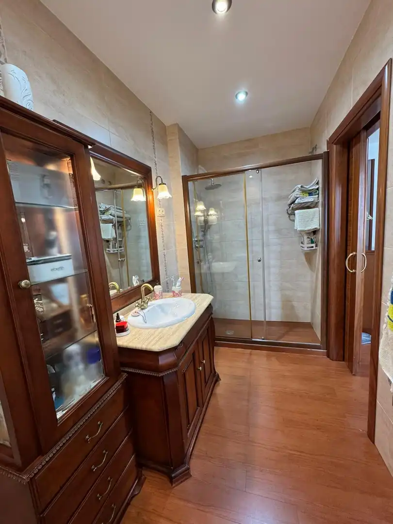 Baño de Casa o chalet en venta en Navalcarnero con Aire acondicionado, Jardín privado y Terraza